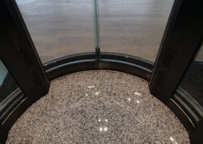 Hydraulic Circular Lift Interior